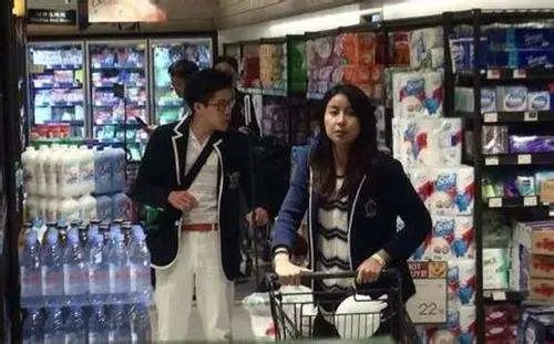 奚梦瑶自曝生活迁就何猷君,奚梦瑶哪一年跟何猷君在一起