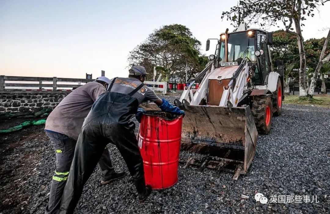 断了!这场几乎毁掉毛里求斯天堂海岸的船难,居然是有人想靠岸连WiFi?