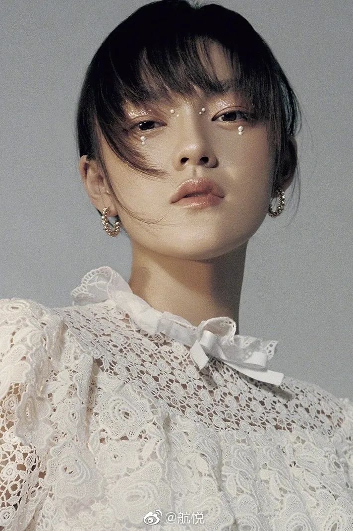 怎么画无瑕底妆专业化妆师,怎么画明星化妆师的底妆