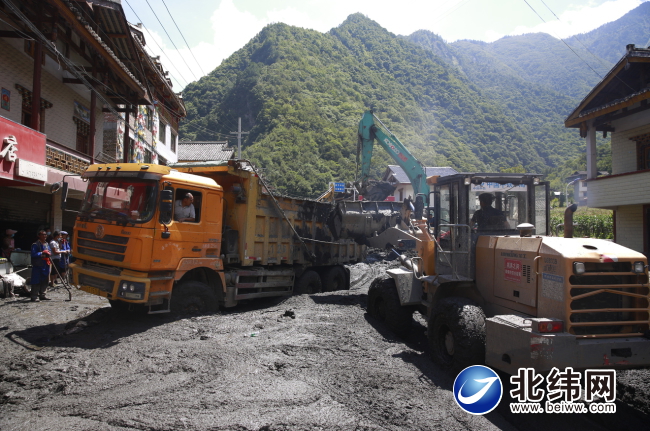 向前挺进“孤岛”不孤