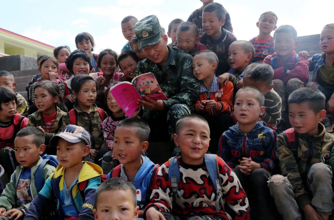 情满大山扶贫路,情满扶贫路