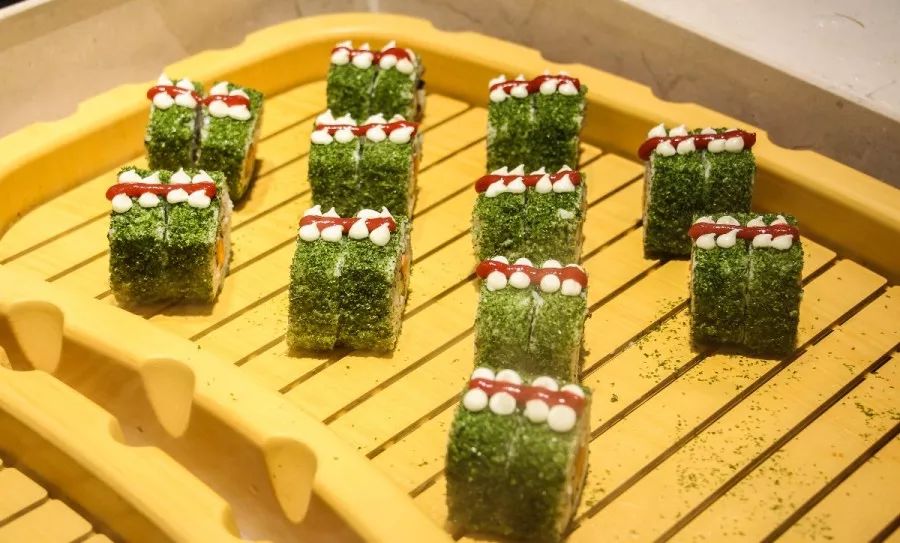 来哈尔滨必打卡的烤肉自助餐厅,哈尔滨最高档海鲜自助火锅