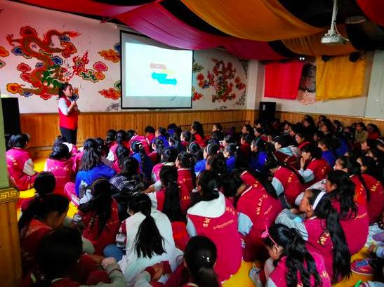 数亿中国女性的痛，被突然上了热搜的散装卫生巾揭开了