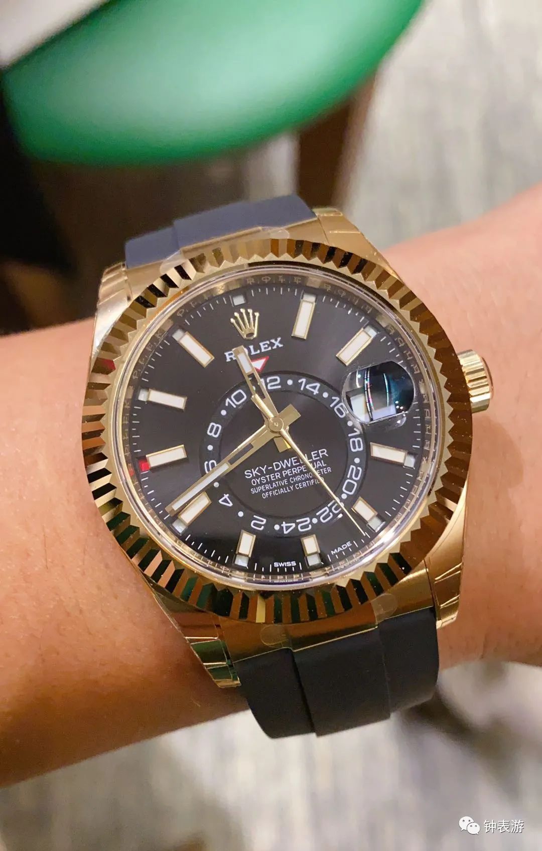 劳力士绿鬼和黑间金,劳力士新款绿水鬼超强放大细节图