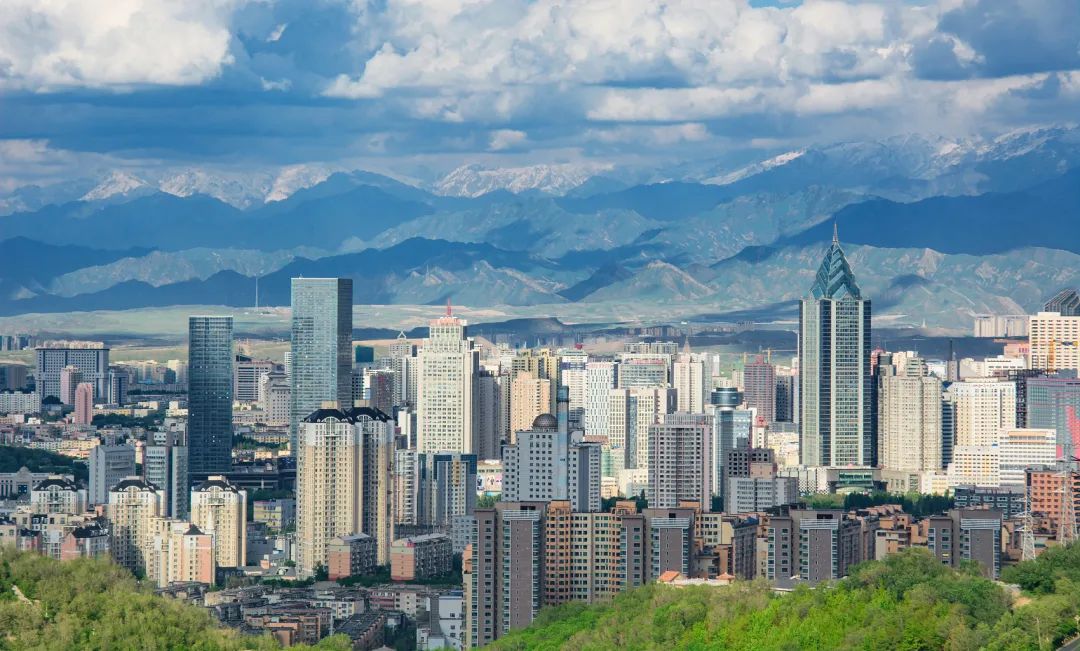 跨越千山万水只为遇见你歌曲,跨越千山万水只为追寻