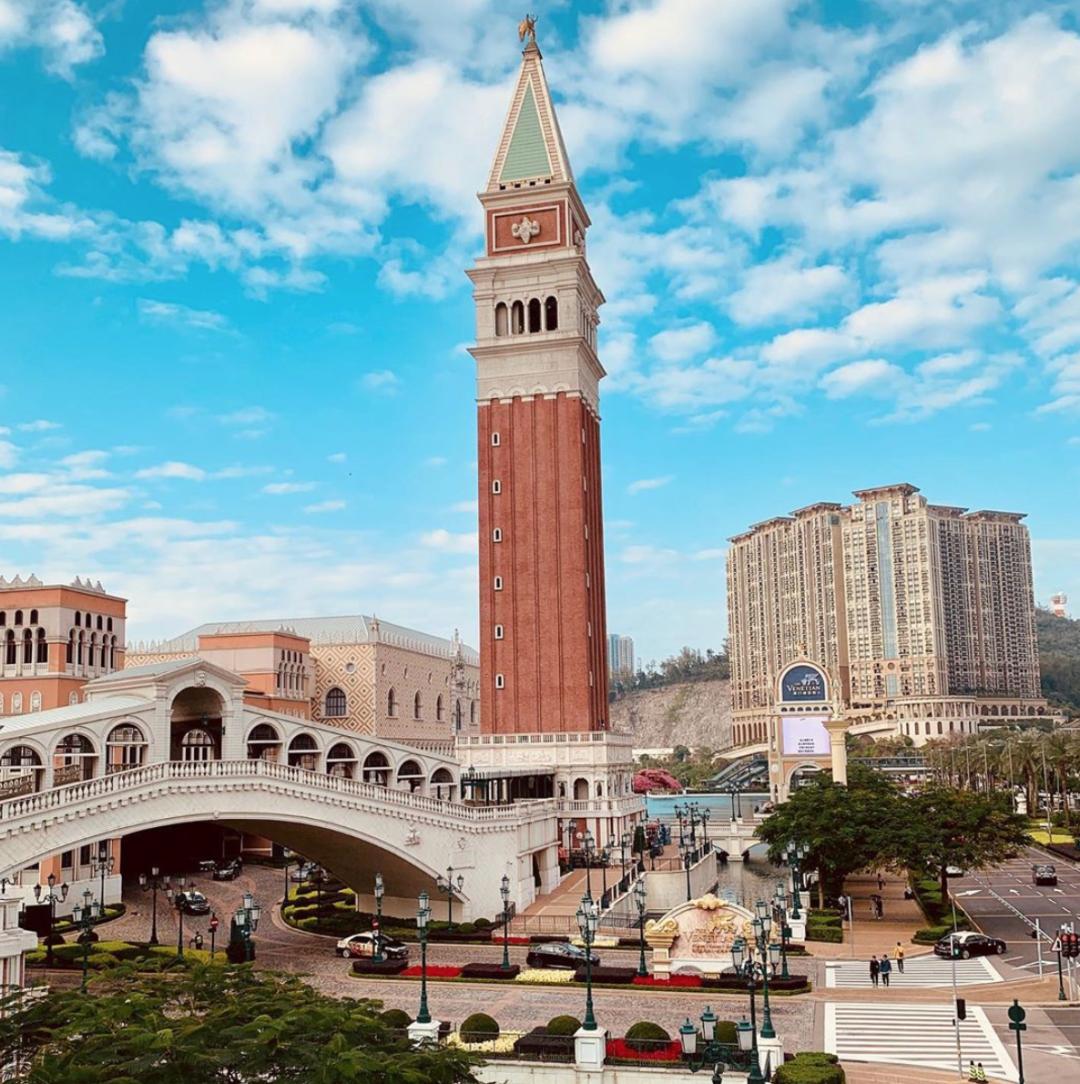 为了建澳门的酒店，米开朗基罗投了多少钱？