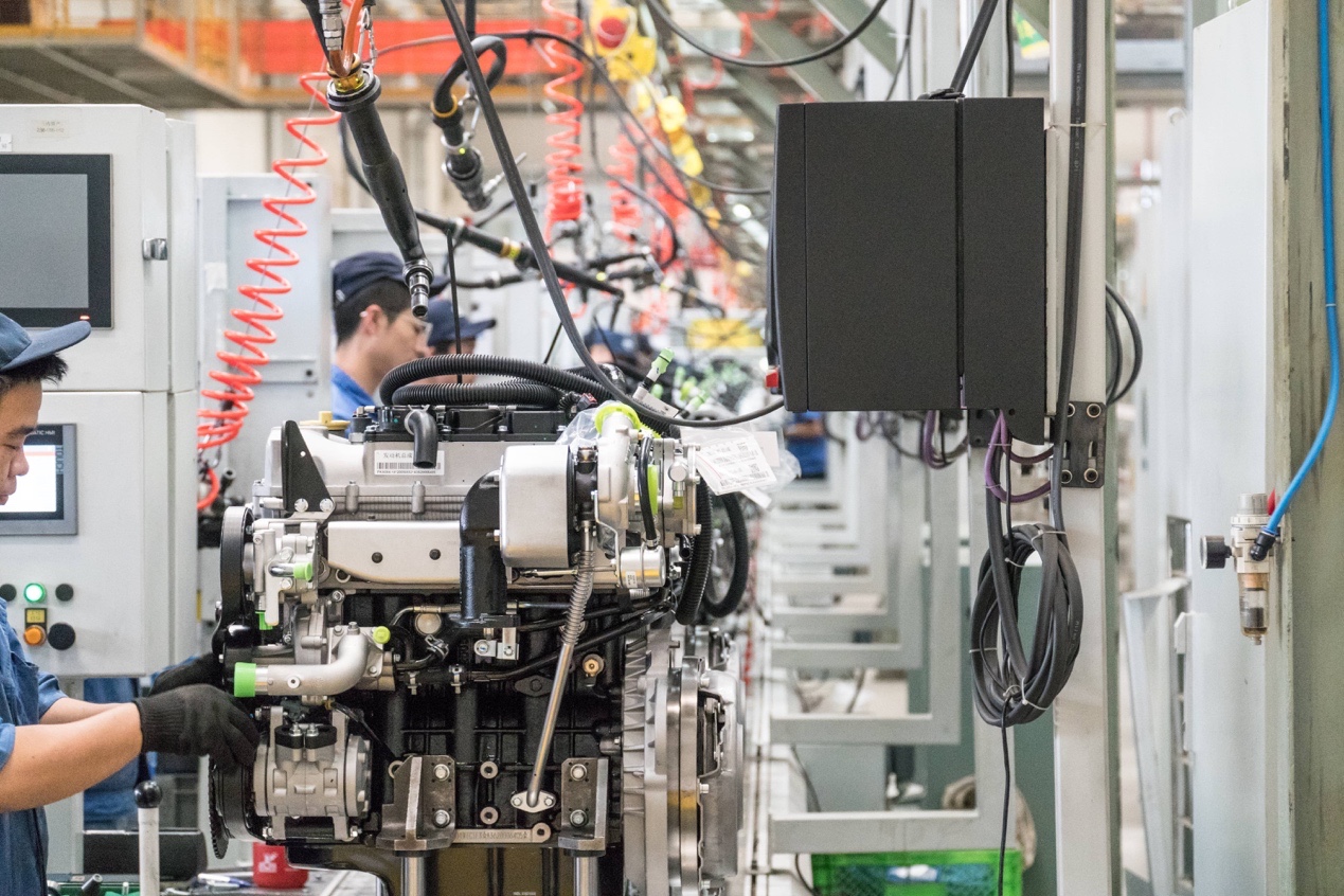 “壳动彩云之南”！“壳牌进云内”大型直播活动探秘德威发动机动力之源