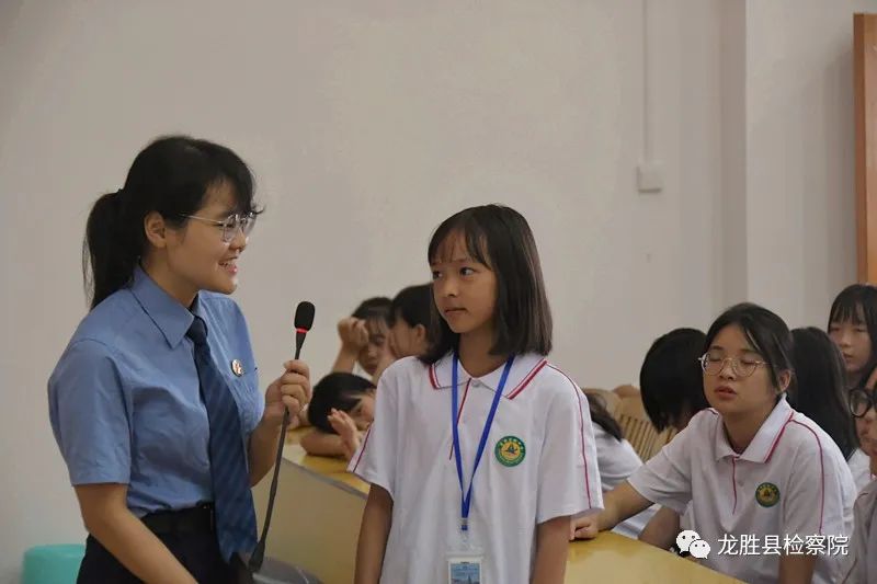 第496期龙胜县检察院新学年开展法治进校园为青春护航