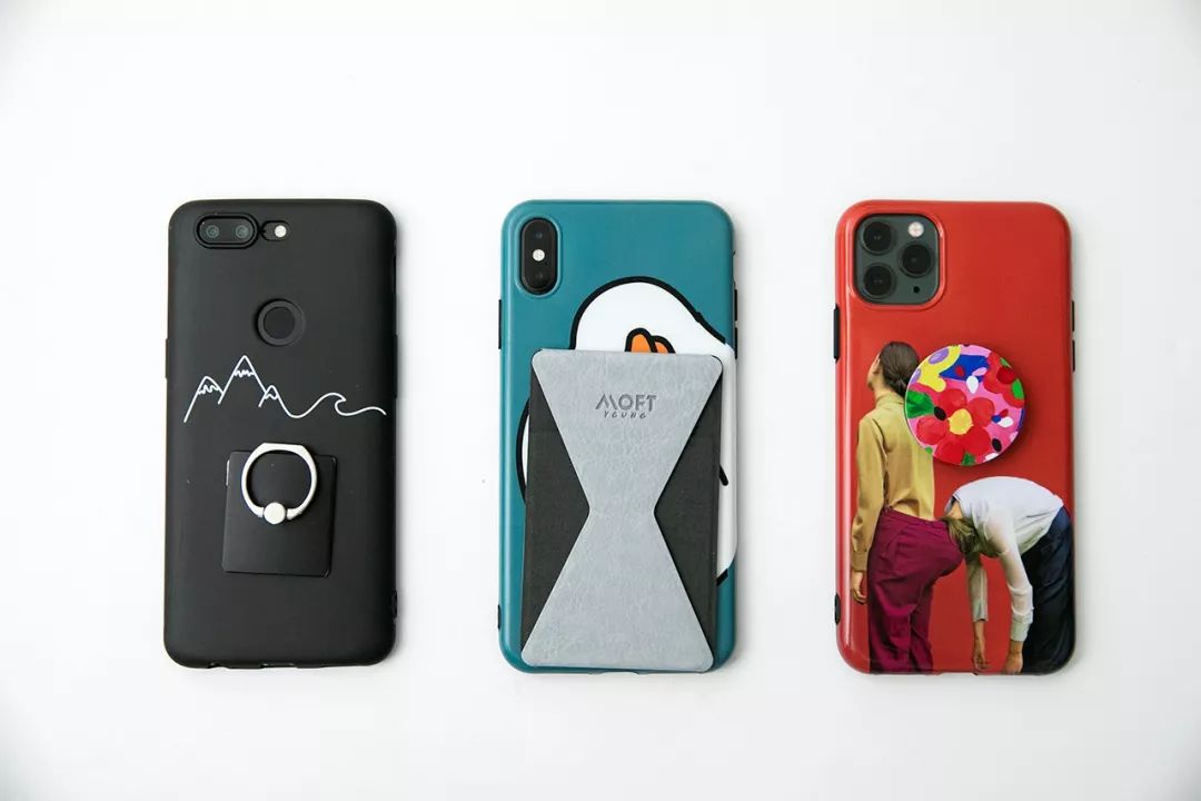 这个中国团队做了款手机支架，在外网7天卖了25万美元