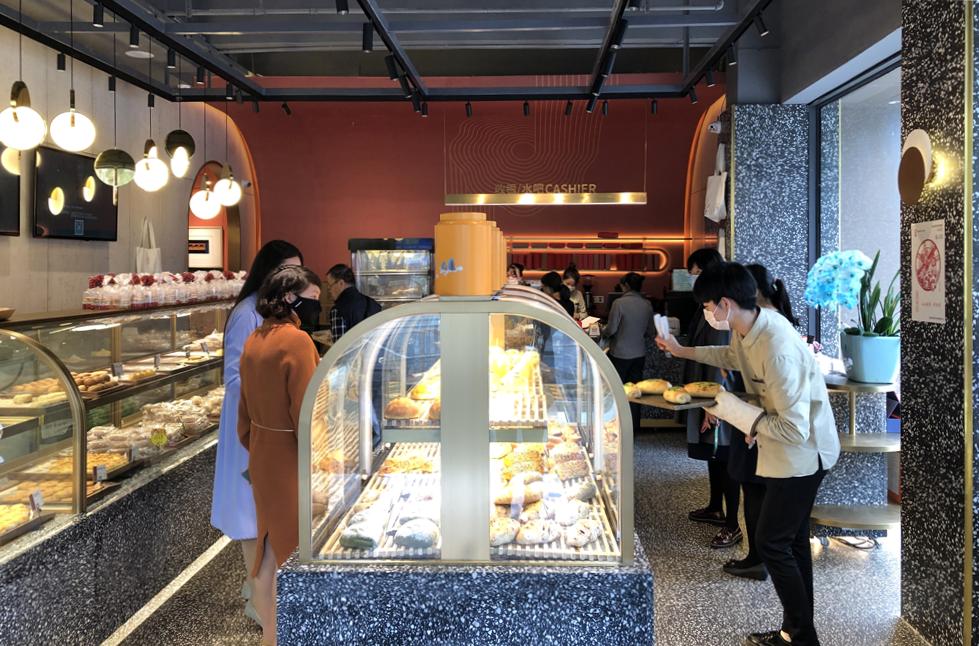 童年回忆杀!82岁的老成都第一代网红糕点铺重新开店啦!杜甫饼、芙蓉酥...快来