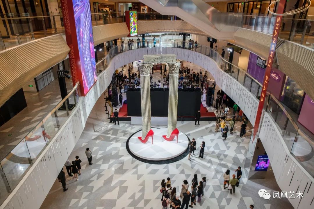 凤凰艺术2017上海,凤凰广场艺术中心