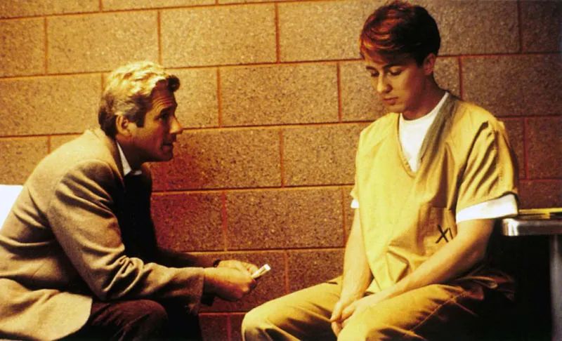 拉尔夫费因斯和爱德华诺顿,爱德华诺顿完整视频