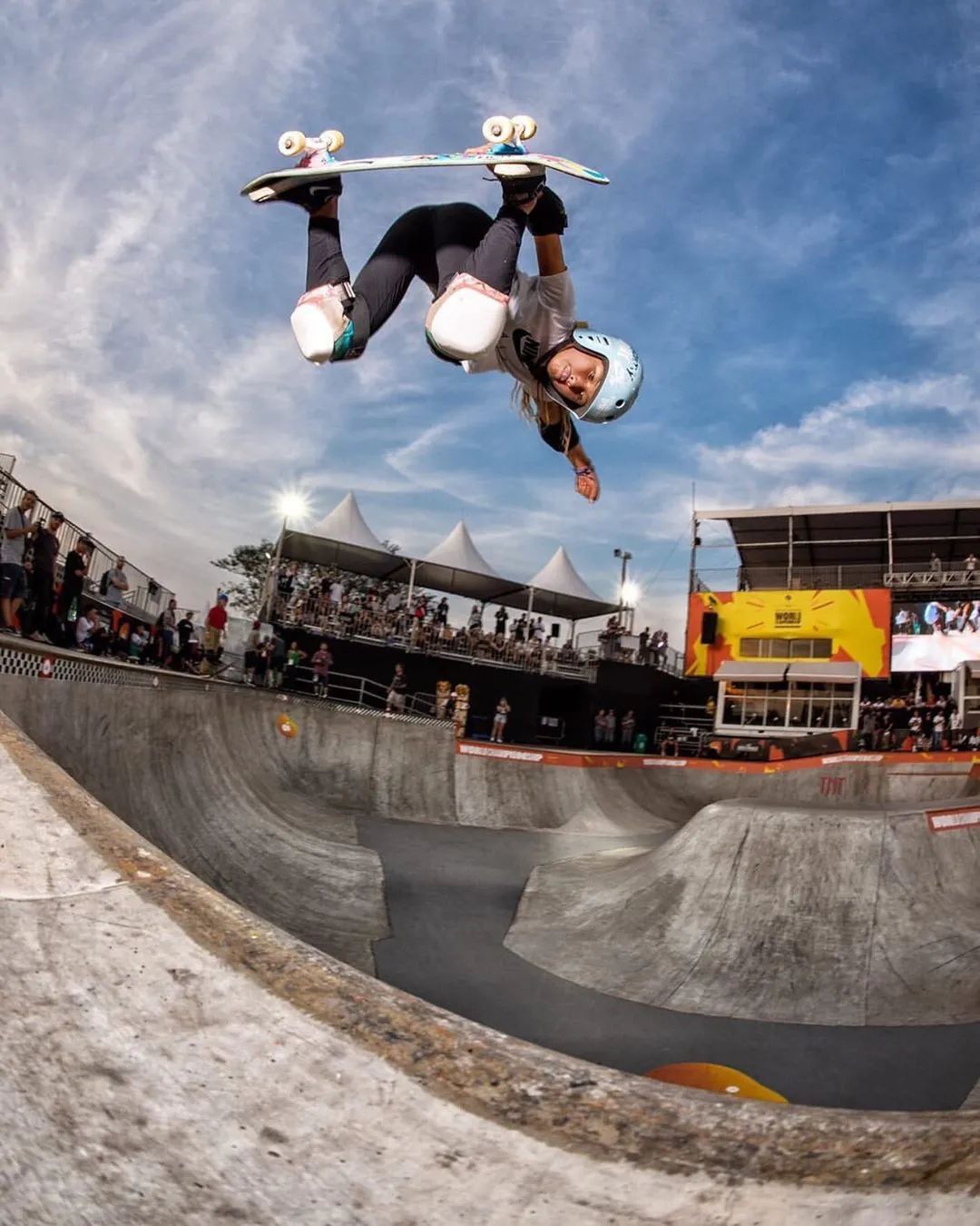 命硬可以不弯腰，但玩碗池得会正确「下跪」