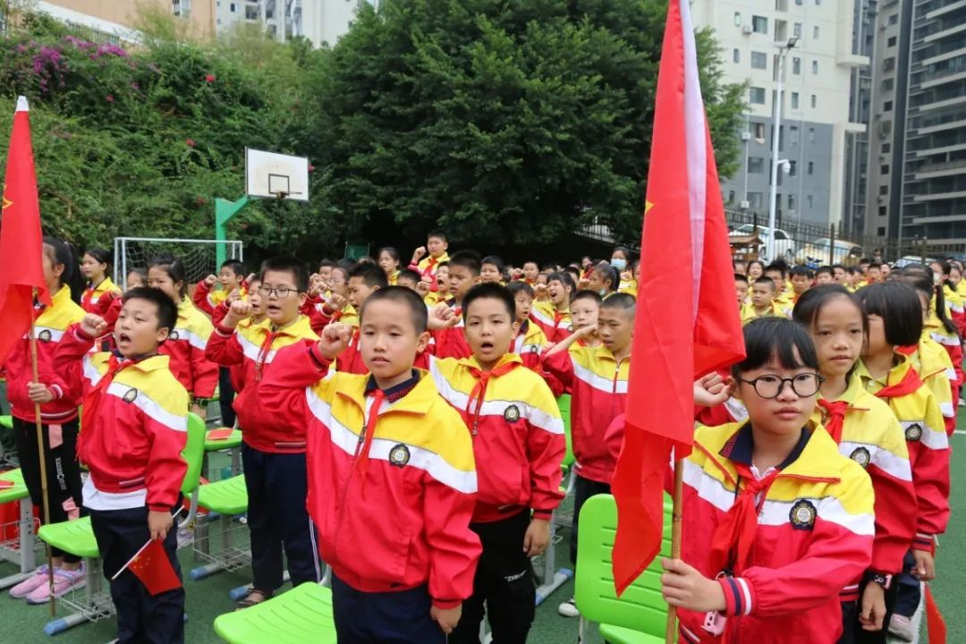 传承红色基因争当少先队员,传承红色基因争做时代新人少先队