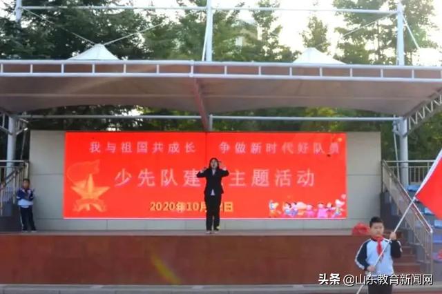 高举团旗跟党走黑板报,高举团旗跟党走主题板报