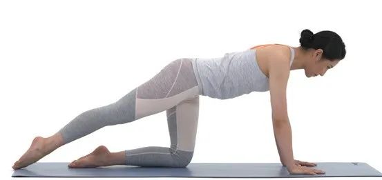 赵丽颖产后太大胆,赵丽颖产后第一次公开活动