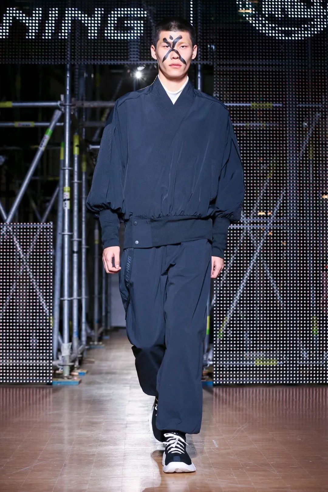 成龙大哥功夫题材,成龙大哥真的是能文能武样样精通