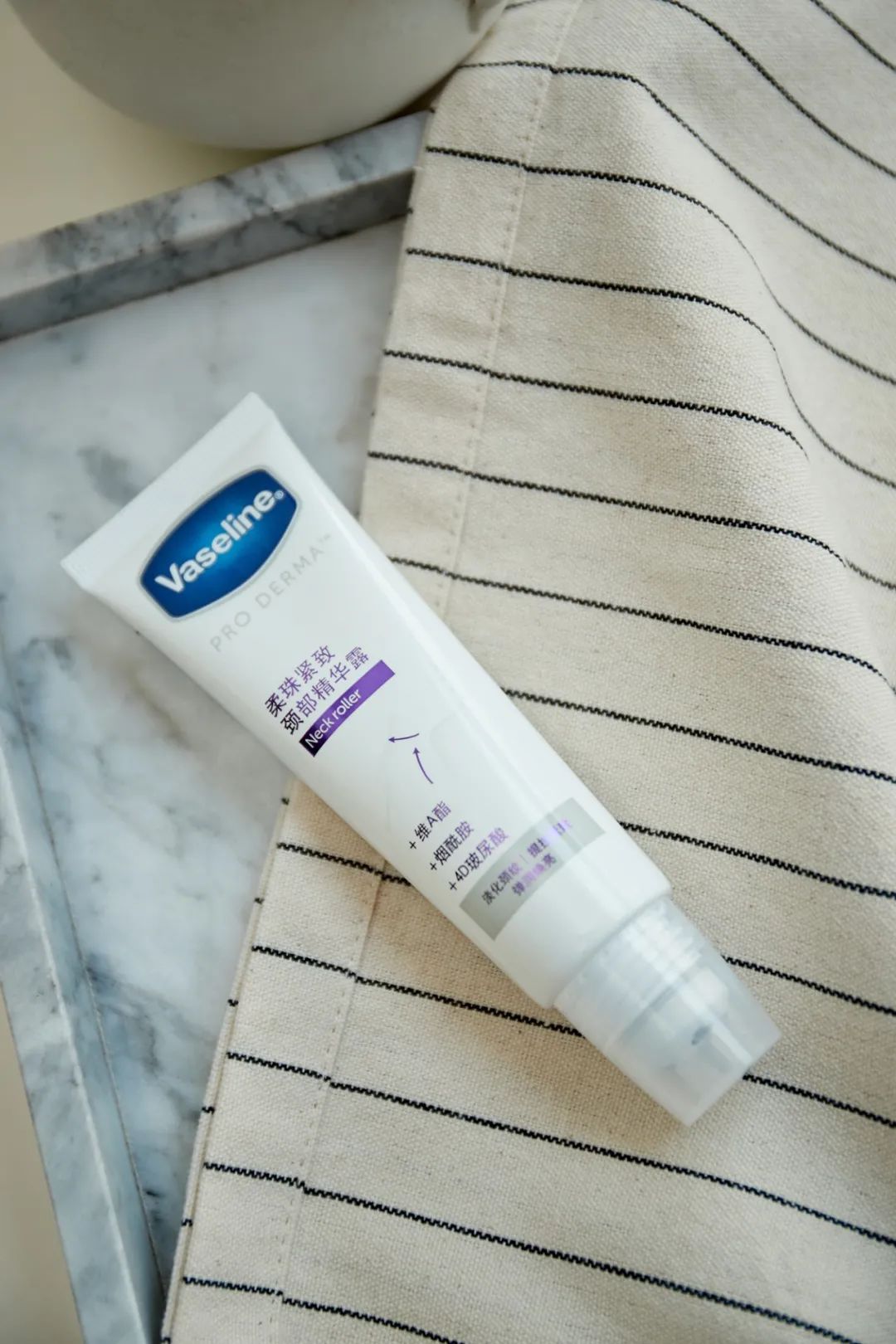 周末突袭|今年流行的V领大毛衣好香好香，看完不被种草算我输