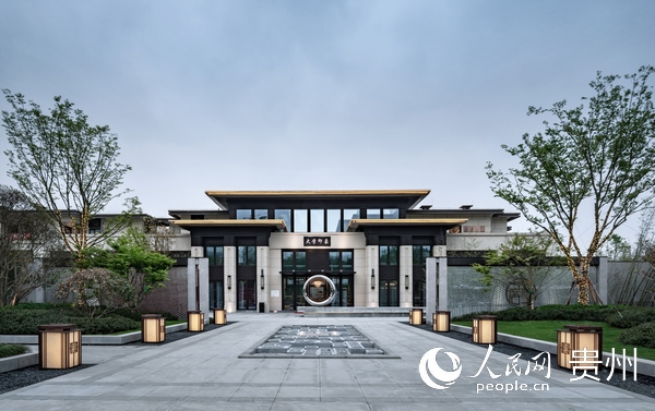 家门口也可以感受春天的气息,在家门口也能享受高品质的教育