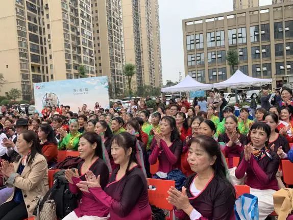 来吧，展示！“舞林高手”汇聚《百团大赞》社区海选