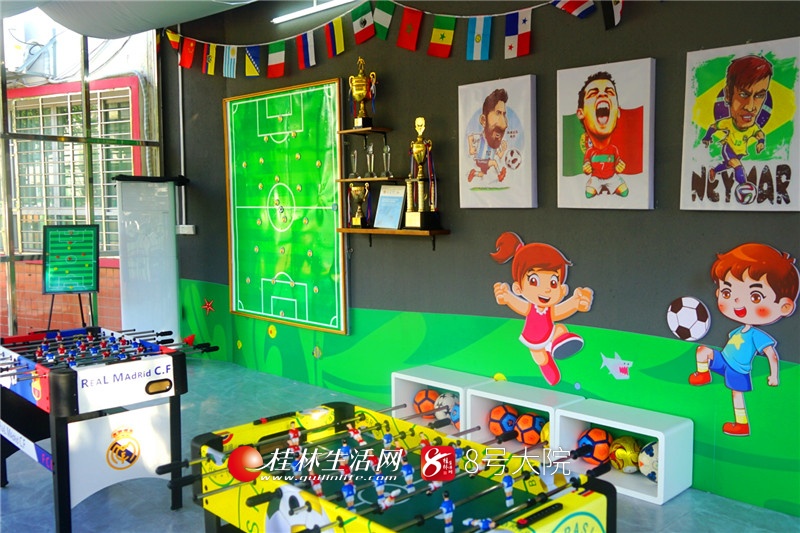 大梦想小学足球比赛,小足球大梦想学校足球比赛