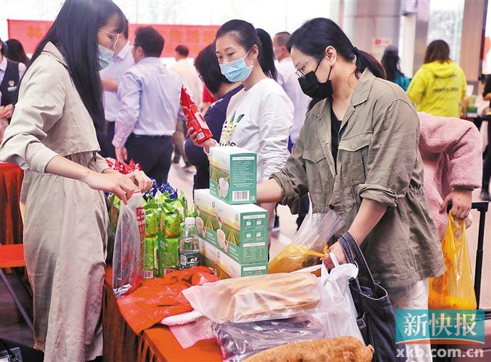 好吃的东西太多找不到了,根本买不到好东西