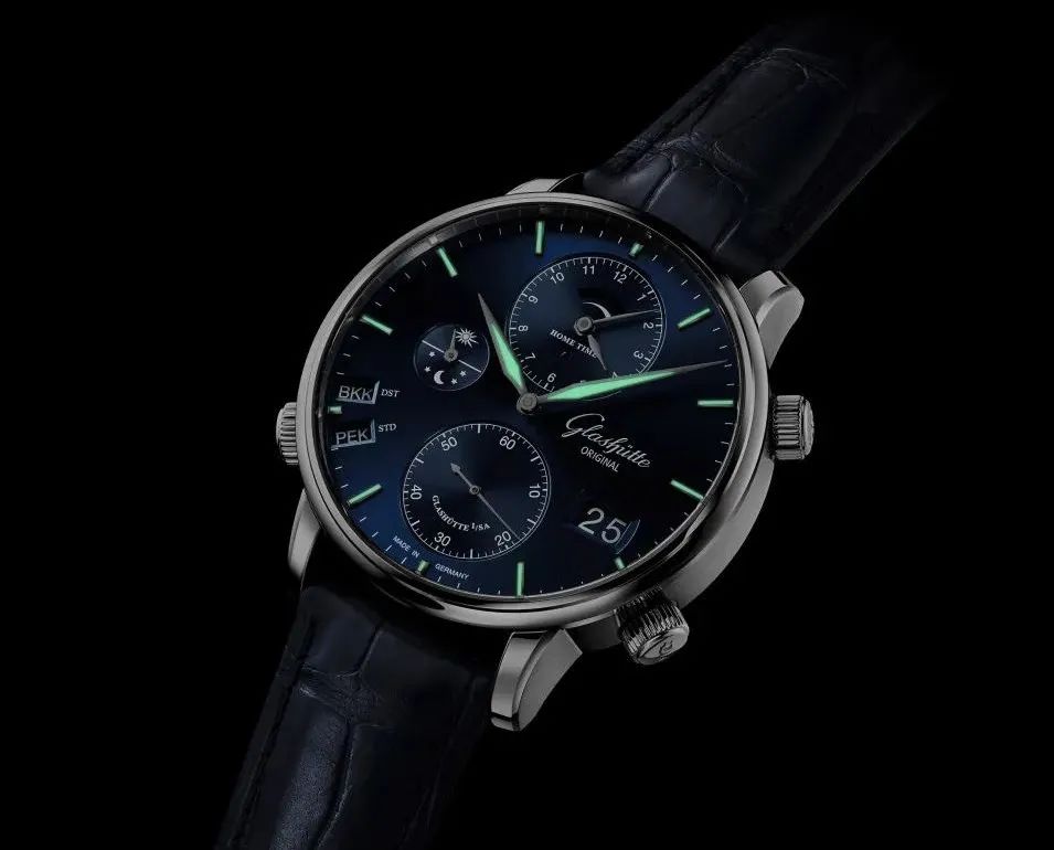 戴最亮的表，成为夜晚最靓的仔