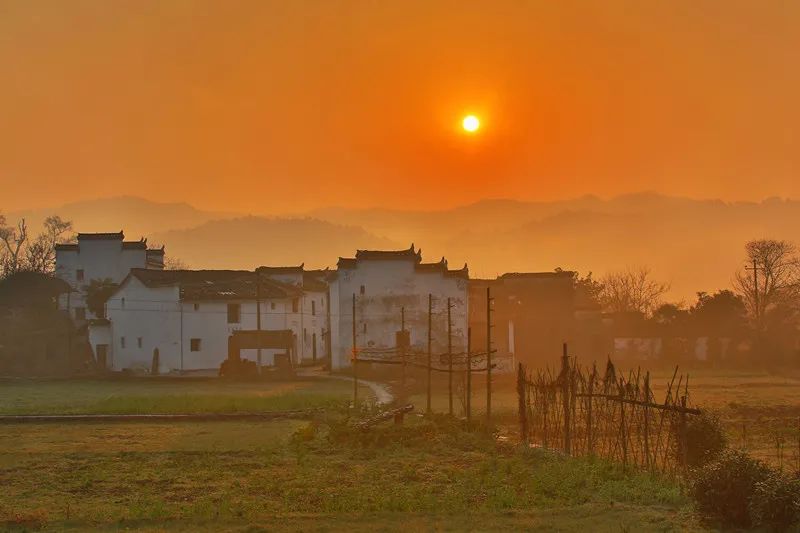 冬天的婺源你见过吗,婺源的秋天到底有多美