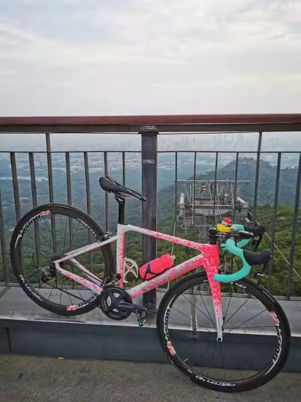 不同年龄段车友骑什么车,全国骑友都骑什么车山地车