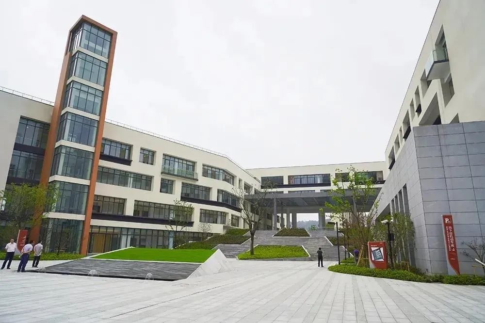 狮山新开一条道路,狮山直达龙华