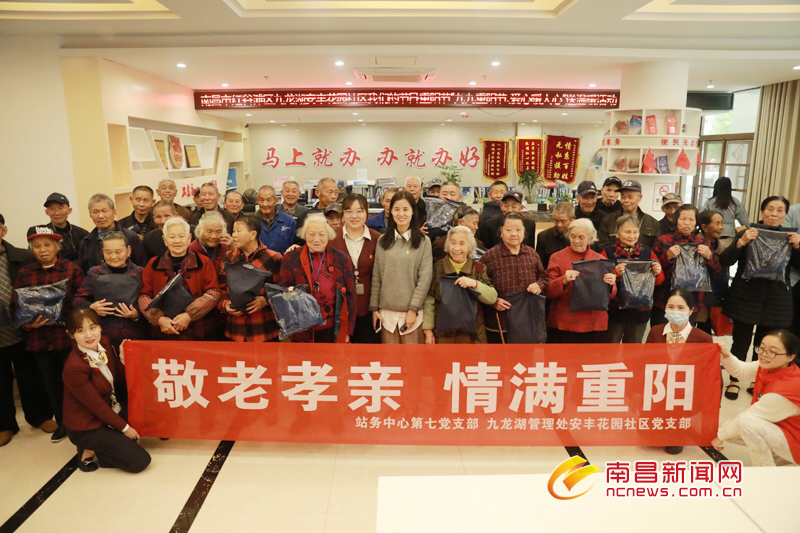 扎根基层当好居民自家人,扎根基层立足社区服务百姓