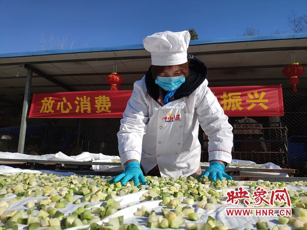 消费扶贫直通车助农增收,南郑消费扶贫倾力助农增收