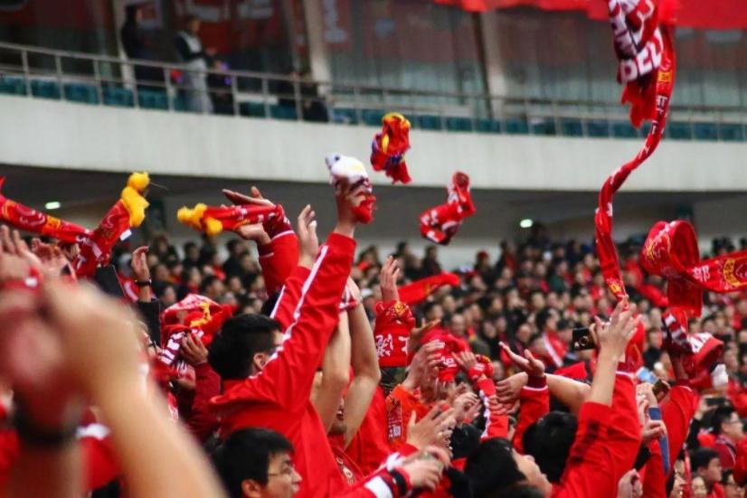 上港队徽演变,上港新队名字