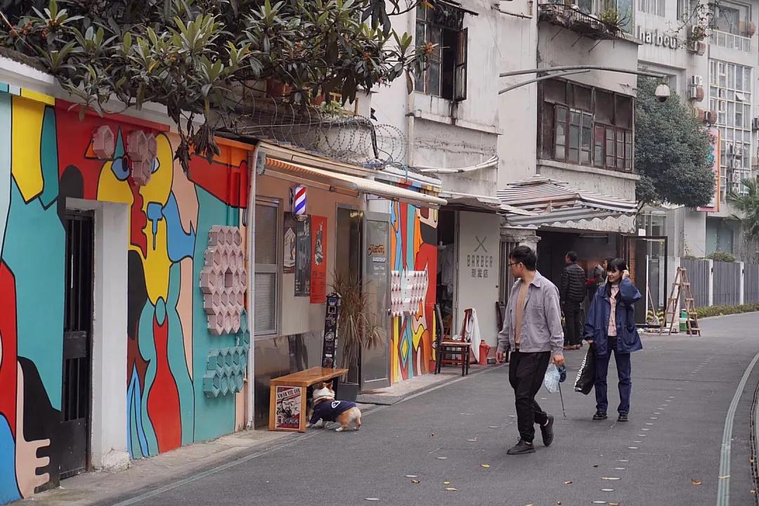 宽窄巷子附近有一条什么街,宽窄巷子旁边的小巷子