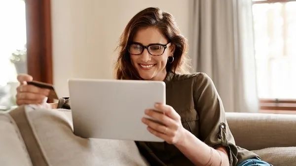 未来一年香港就业机会主要集中在5G和金融科技;拜耳打赢康王商标侵权及不正当竞争案官司|美通企业日报