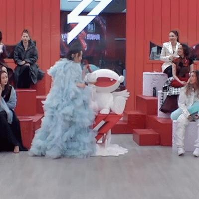 乘风破浪第二季首发,乘风破浪黄圣依高定