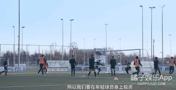 李嗣镕帅气视频,前国脚李明之子李嗣镕颜值