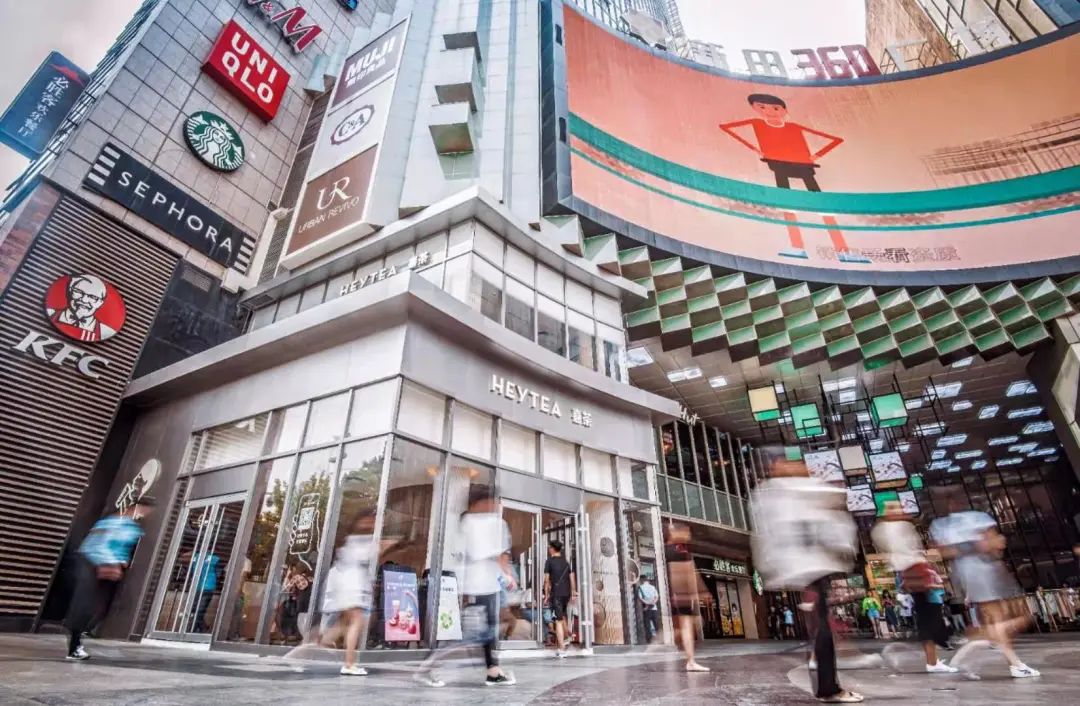 差异化市场竞争策略,差异化战略竞争