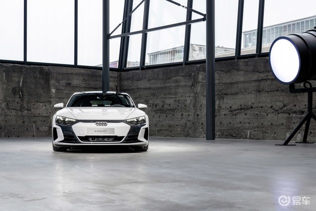 奥迪rsgte-tron,奥迪e-trongt2022试驾