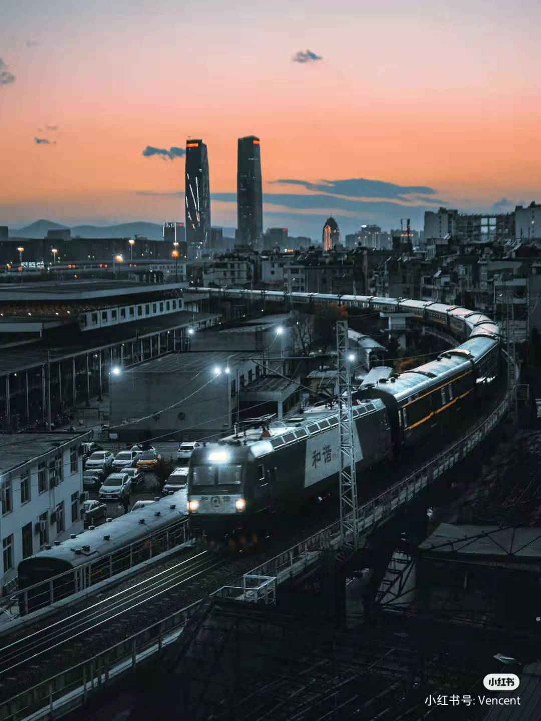 昆明旅游攻略绝美景点推荐,初秋昆明最惊艳的景点