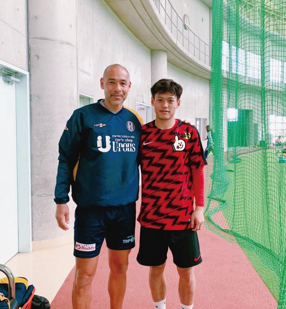 何龙海国青队长,何龙海青岛