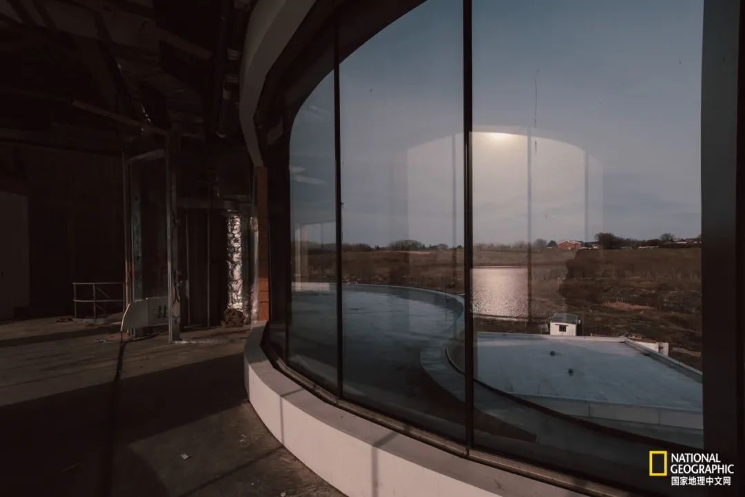 被废弃的私人豪宅,私闯豪宅后续