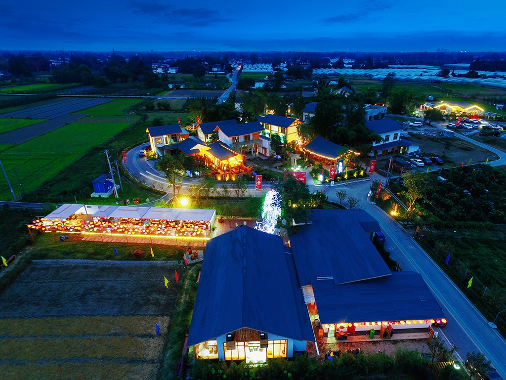 解开成都农业问号⑥|打造“乡村共同体”,新都区这个庭院有何样本意义?