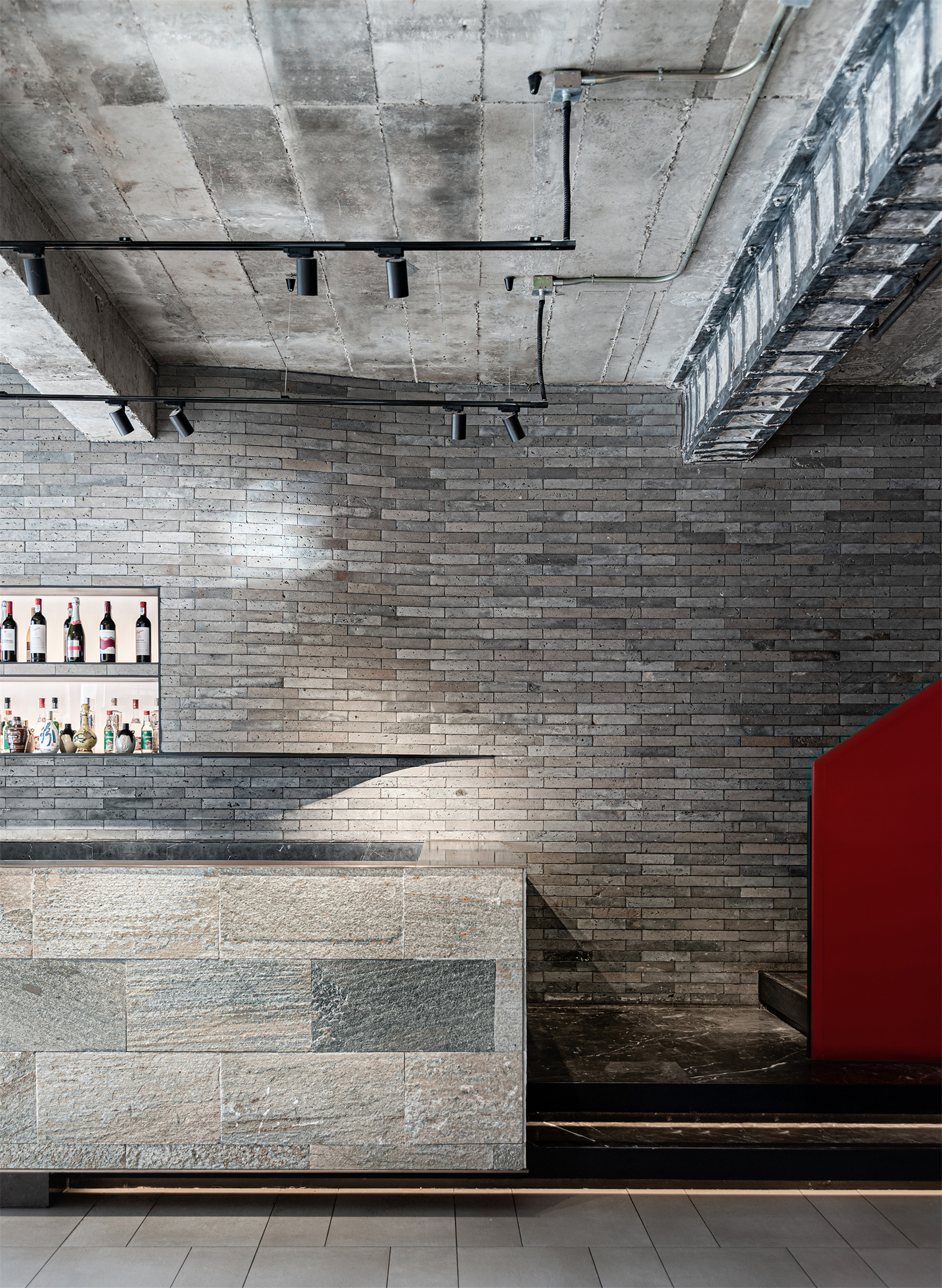 IN.X屋里门外|胡大总店改造