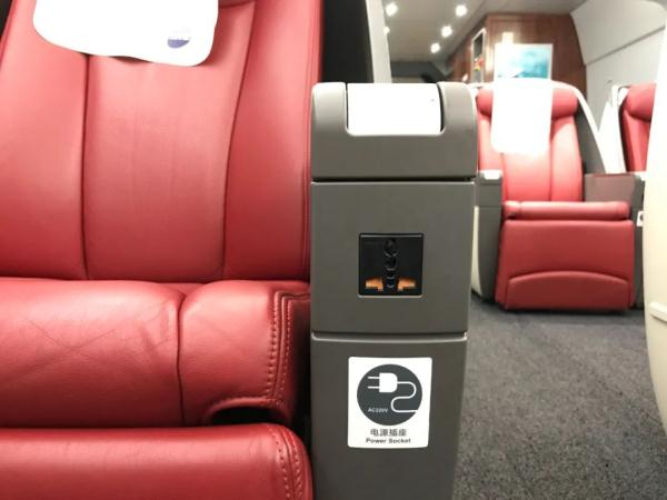 坐火车手机没电了怎么办,坐火车手机没电了可以去哪充电