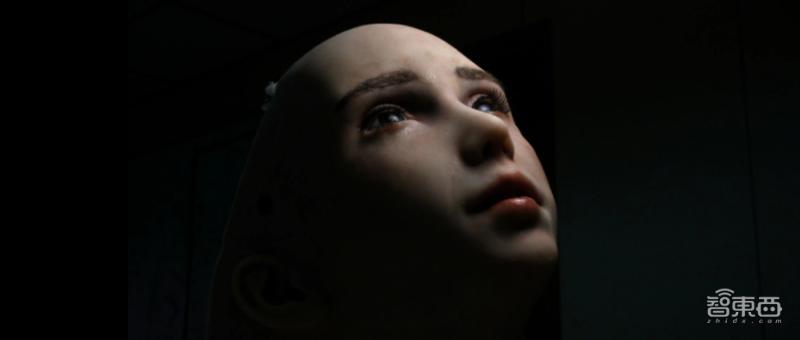 能做表情能“话疗”，会说粤语的医护机器人“格蕾丝”助阵医疗前线