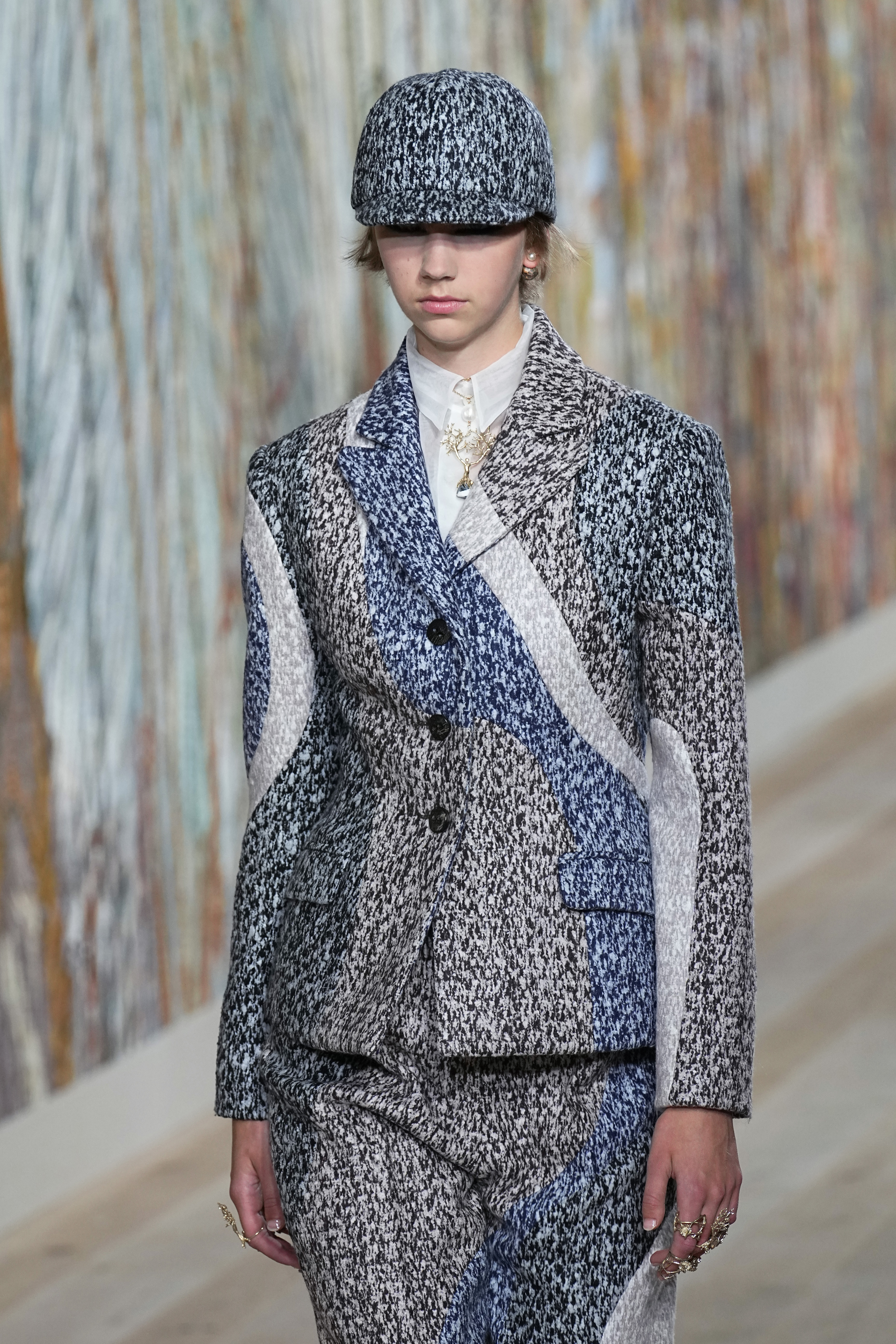 巴黎时装周迪奥时装秀,迪奥巴黎时装周王俊凯