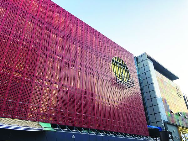 商业街改造最新进度,改造后的中天街焕然一新