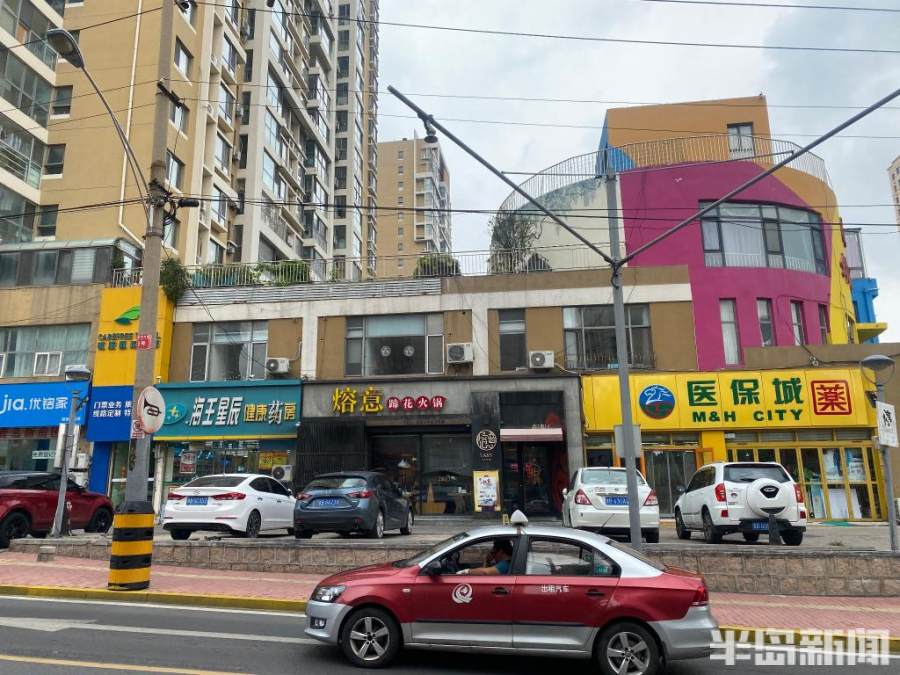 记者走访药店疫情防控做得怎样,记者探访新冠病毒疫苗接种现场