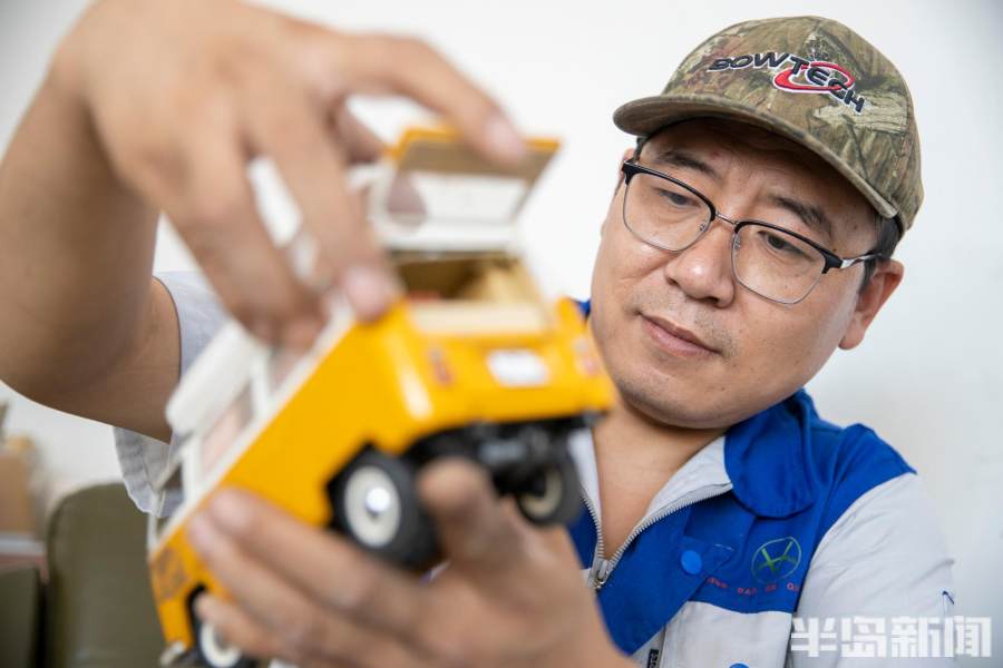 纯“爷”们!一把尺子量全球,青岛有位老爷车复刻大咖,快来围观